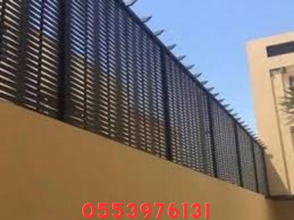 تركيب حواجز بلاستيك خارجية متينة