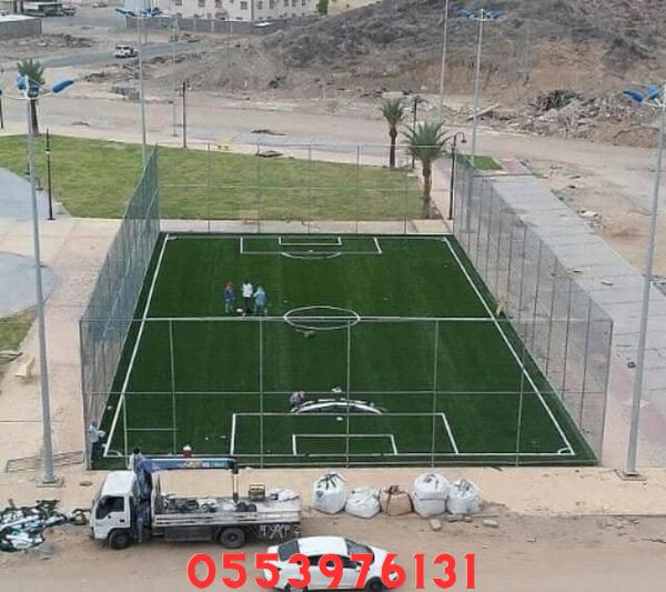 تنفيذ شبوك للملاعب والمدارس